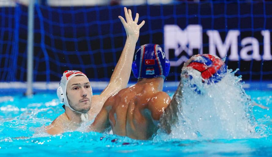 Turci su puno bolji u baklavama i serijama. Bijač čuvao ruke, a Fatović leđa za Talijane...