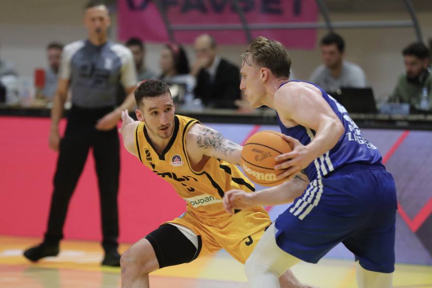 Split: Treća utakmica polufinale serije prvenstva Hrvatske između Splita i Dinama