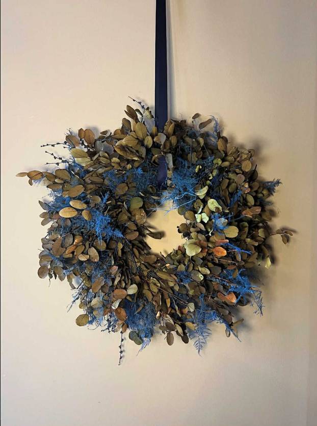 FOTO Domaći kreativci svojim vijencima za vrata stvaraju blagdansku magiju već na ulazu