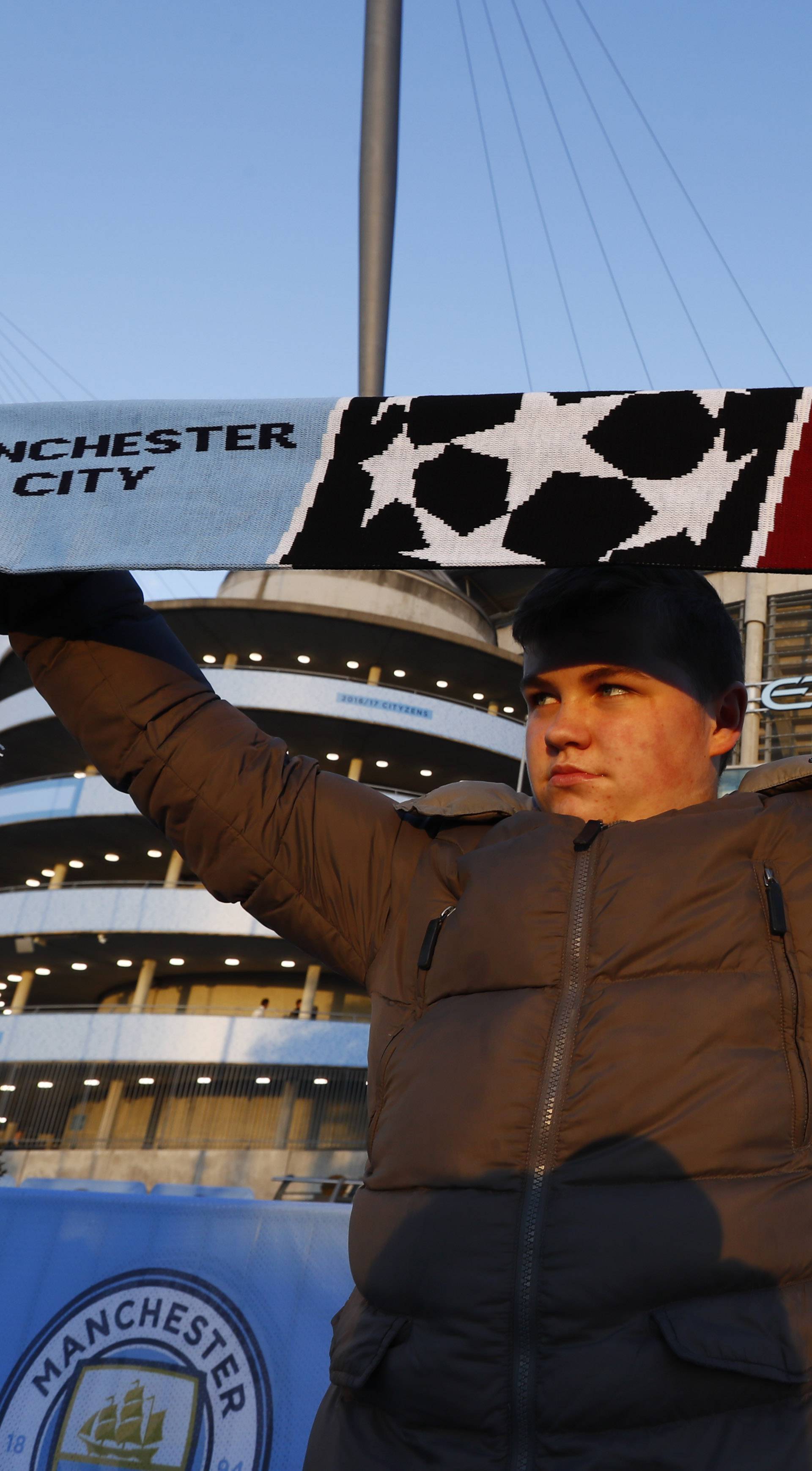 Manchester City v FC Barcelona - UEFA Champions League Group Stage - Group C