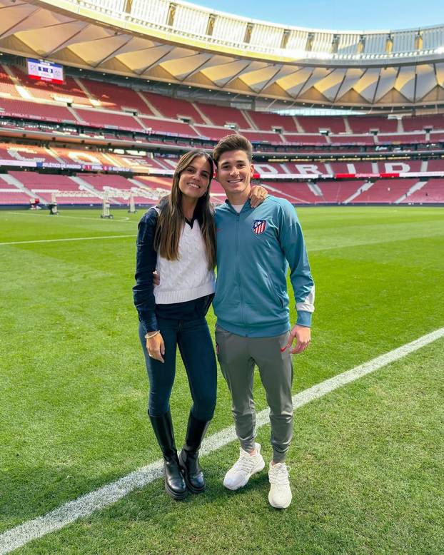 FOTO O potezu njenog momka bruji cijeli svijet. Ona je bivša hokejašica, ali i profesorica...