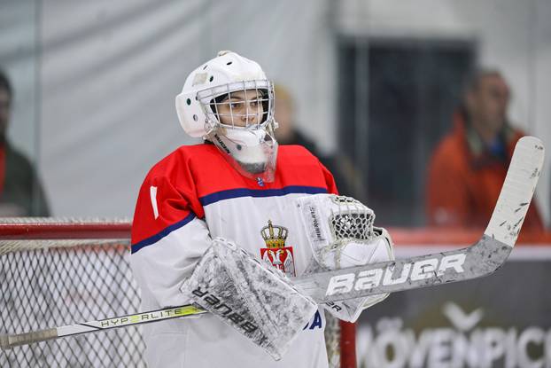 Zagreb:  Susret Hrvatske i Srbije na Svjetskom prvenstvu u hokeju za žene divizije III