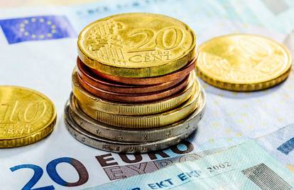 S uvođenjem eura nestat će i mjenjačnice: 'Ugroženo je 3000 poslovnica s 10 tisuća radnika'