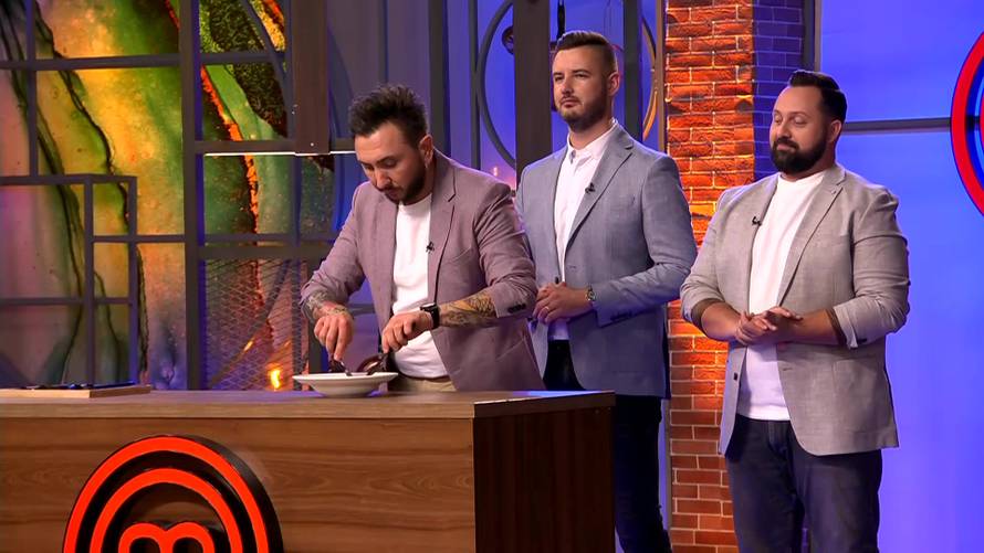 Krunoslav osvojio karticu imuniteta spajajući nespojivo: ajvar, linoladu, čili, svinjetinu...