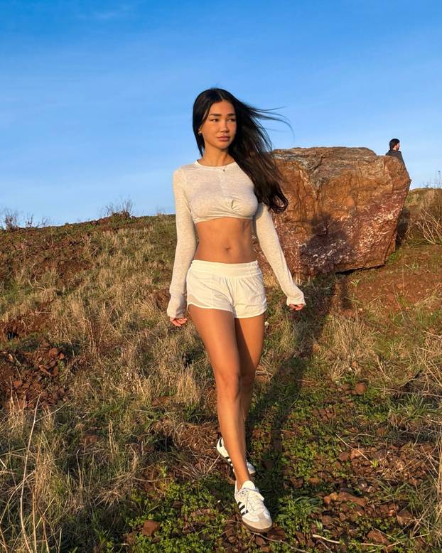 FOTO Nitko ne može vjerovati, ali istina je... Ova učiteljica iz Kalifornije ima 48 godina!