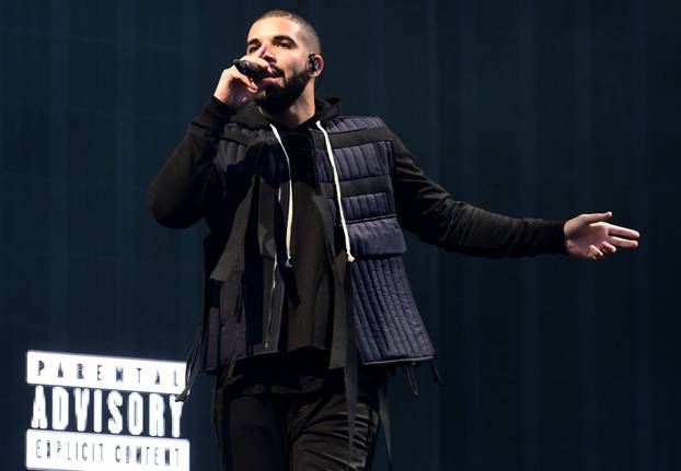 Drake cancels Amsterdam concert