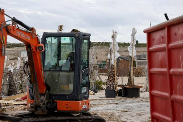 Novalja: Ruši se klub Noa na Zrću