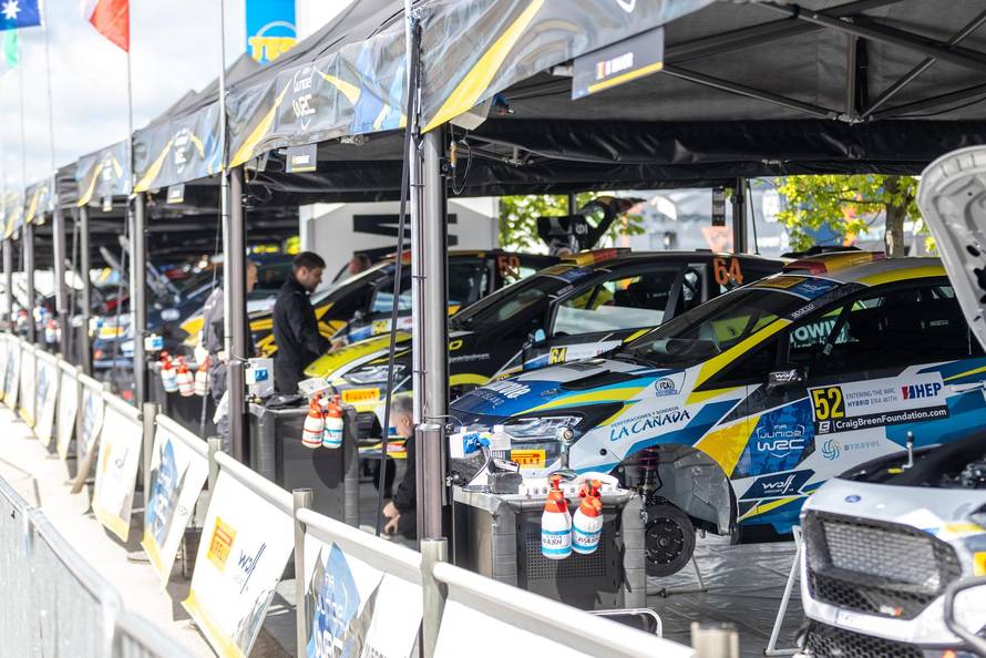 Zagreb: Pripreme i postavljanje servisnog parka uoči WRC Croatia Rallyja 2024. 