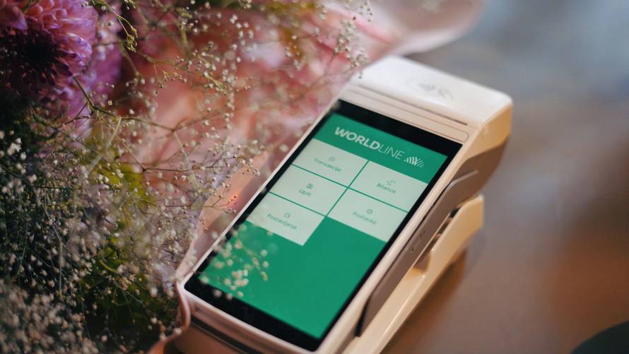 Stiže sezona, a vi uvodite kartično plaćanje? Imamo super rješenje bez skrivenih troškova