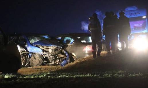 Stravičan sudar kod Križevaca: Pretjecala kamion i zabila se u auto, ozlijeđeno je petero ljudi