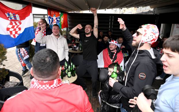 Ljubljana: Dolazak navijača na utakmicu Francuska - Hrvatska 