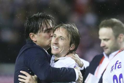 Ako Modri&cacute; ostane 'vatreni', i Dali&cacute; bi mogao razmisliti o ostanku. Evo kad &cacute;e se sve znati