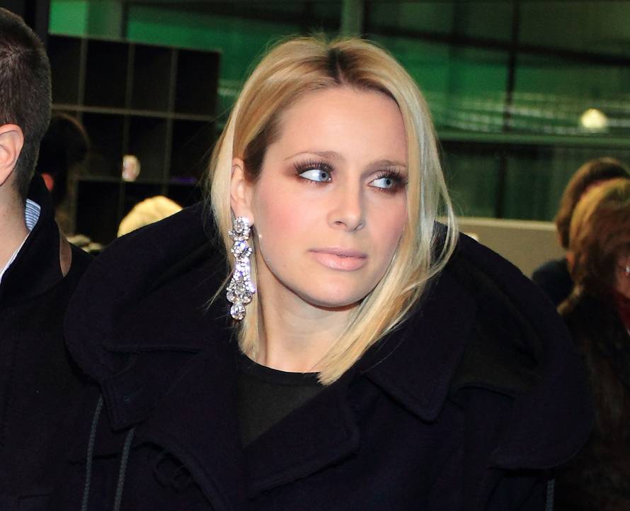 Tko su žene posrnulih dinastija: Nakon izbijanja afera pokreću se razvodi i bježi iz države...