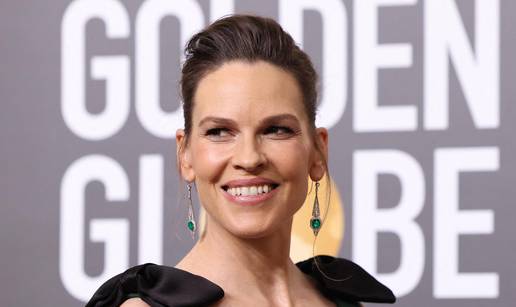 Hilary Swank (49) rodila prošle godine, sad otkrila imena djece