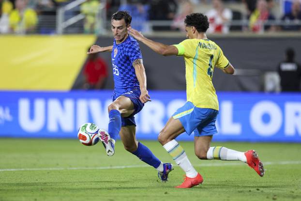Soccer: International Mens Friendly-Croatia at Brazil