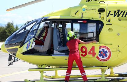 Pune ruke posla: Helikopterima prevezli 12 pacijenata u bolnice