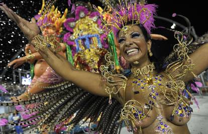 Zanosne plesačice 'protresle' karnevale diljem J.  Amerike 