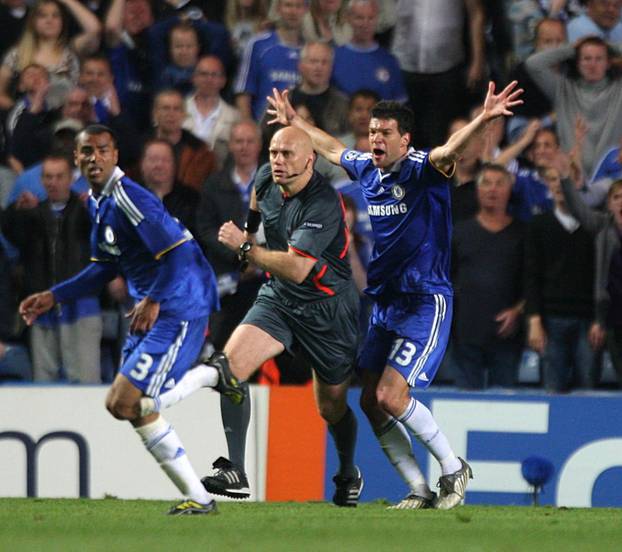 London: Champions League, semi -finals, Chelsea - Barcelona 