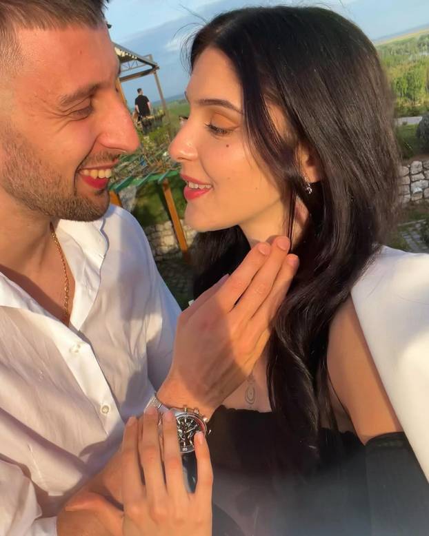 FOTO Hrvatska odbojkašica je u vezi sa Srbinom: 'Navija li za nas? Pa mora, nema izbora...'