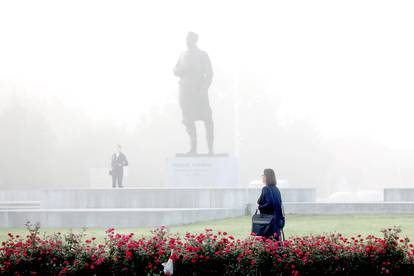 Zagreb se probudio u magli