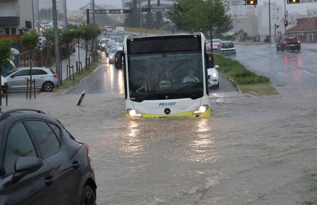 Split: Prometni kolaps zbog kiše