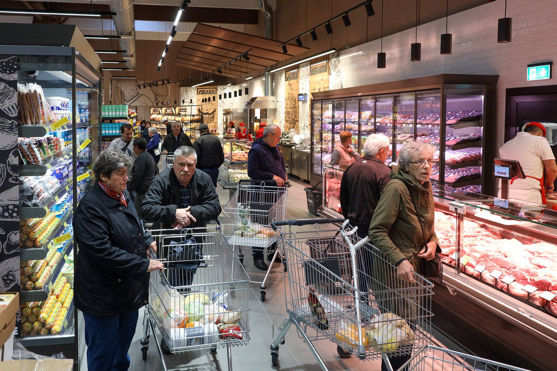 U Novskoj je otvoren novi supermarket Plodina