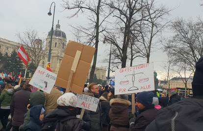 Više od 40 tisuća prosvjednika na ulicama Beča, policija: Nema većih izgreda, dvoje je uhićeno