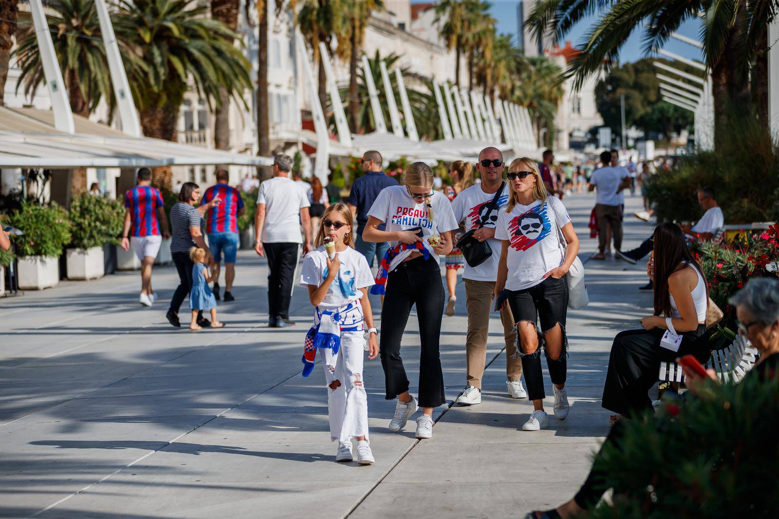 Split: Navijači u centru grada uoči derbija između Hajduka i Dinama