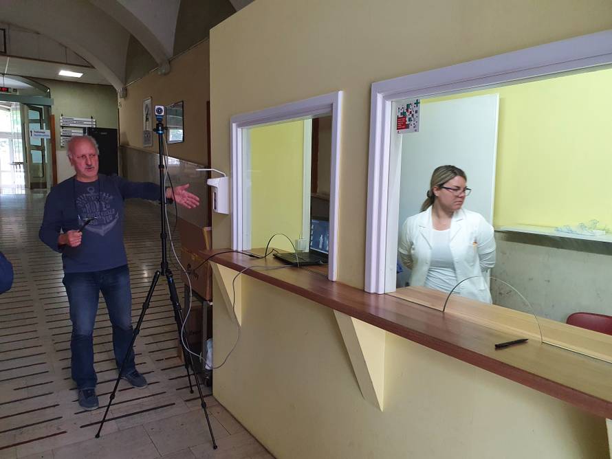 Porečka 'Plava laguna' donirala pulskoj bolnici vrijedne kamere