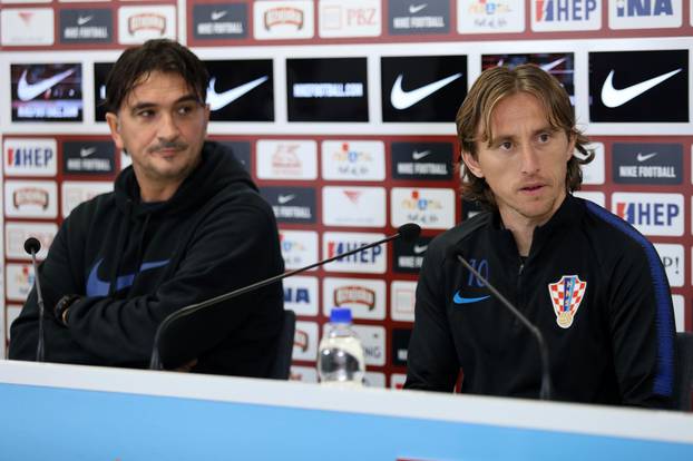 Dalić i Modrić najavili sutrašnju utakmicu protiv Slovačke