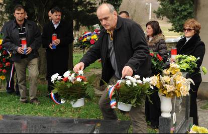 'Žrtve neće biti zaboravljene, ali ubojice obitelji Čengić jesu'