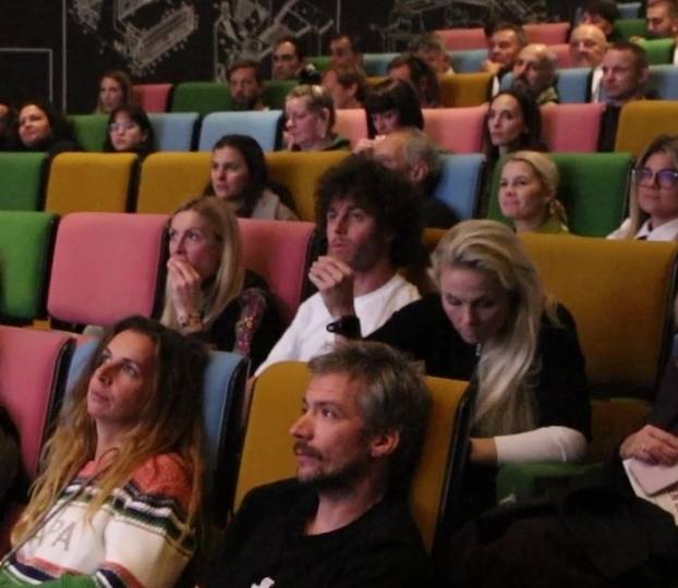 FOTO Janica prvi put u javnosti s novim partnerom. Evo tko je on