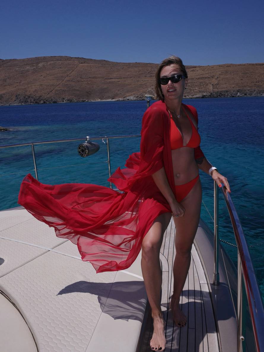 Nakon Ribakine, s turnira ispala i Sabalenka! Čehinja je slavila