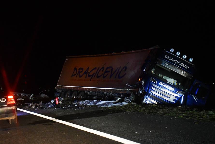 Strava na A3: Nisu vjerovali da je netko u toj olupini preživio