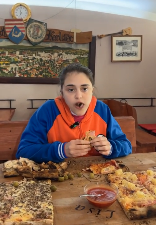 Talijanka Chiara Mangiatutto stigla u Karlovac pojesti pizzu od metra - mazala ju Nutellom!
