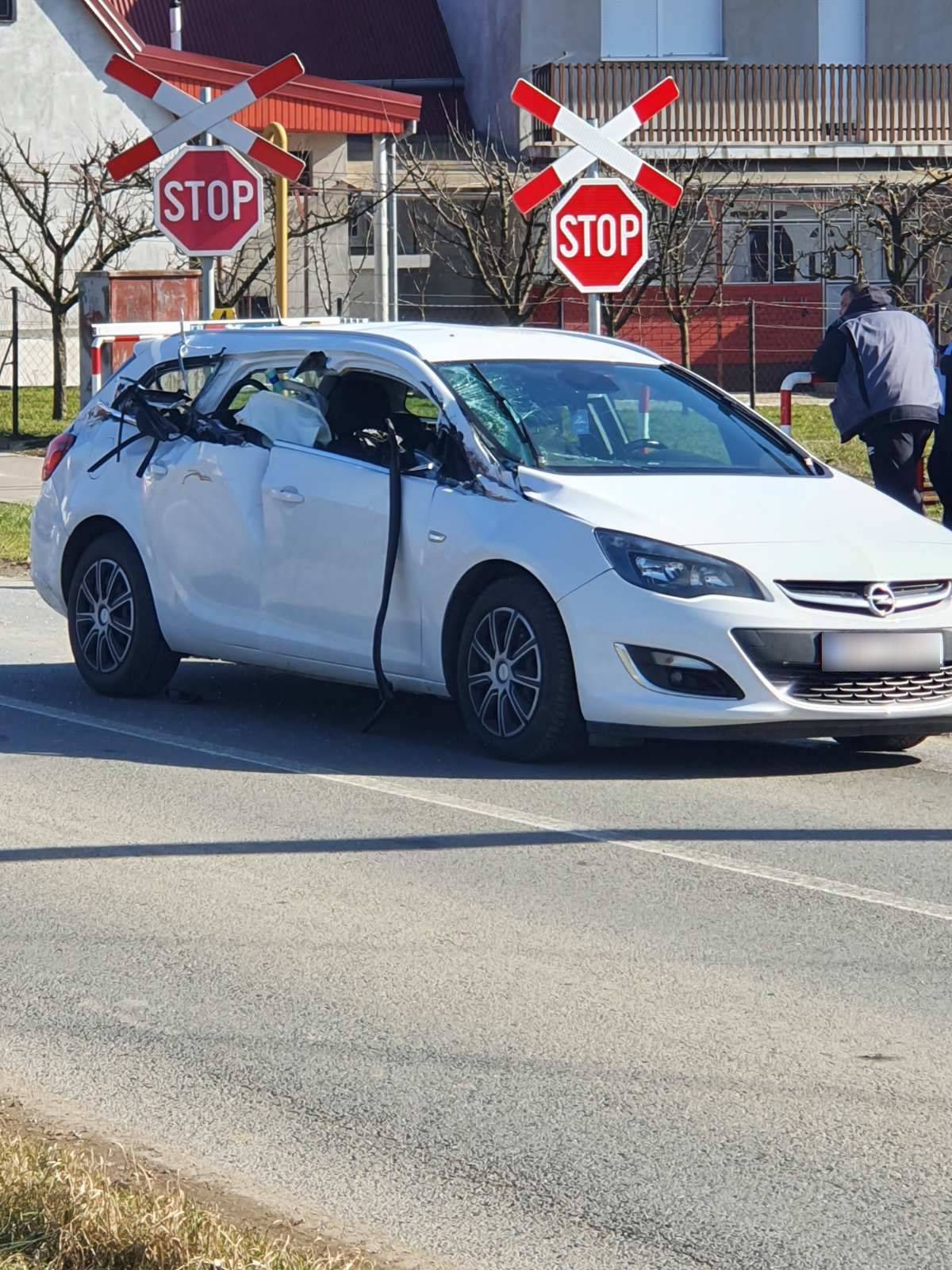 Vlak naletio na auto: 'Rastrgan je, a žena je bila šokirana...'