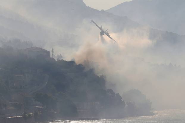 Veliki požar iznad Krila Jesenice