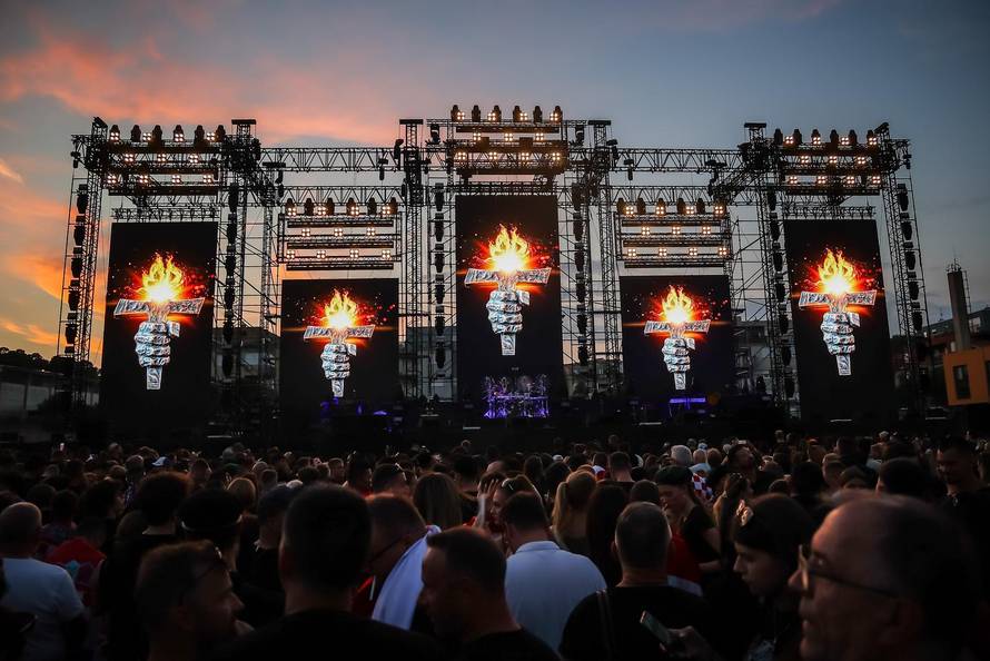 Šibenik: Koncert Marka Perkovića Thomsona na Šibenskom Šubićevcu