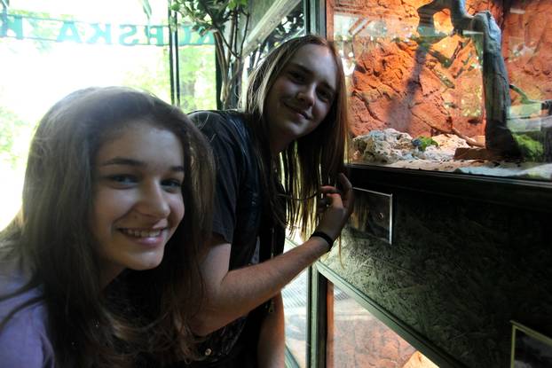 Zagreb: Polufinalisti showa HTZ posjetili zagreba?ki ZOO