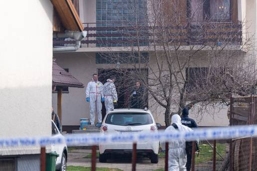 Prve fotografije s mjesta strave u Gospi&cacute;u: Ubio je majku i baku