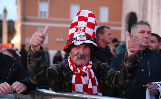 Navijači u Zadru očekuju povratak brončanih Vatrenih