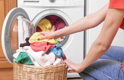 Koliko često perete posteljinu? Neredovito pranje može voditi problemima s kožom i aknama