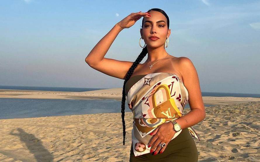 Ronaldova Georgina pokazala jahtu i razljutila fanove: 'Mogla bi se prestati hvaliti luksuzom!'