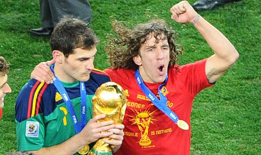 Casillas napisao da je gej pa uklonio objavu, javio se Carles Puyol: Vrijeme je da im kažemo