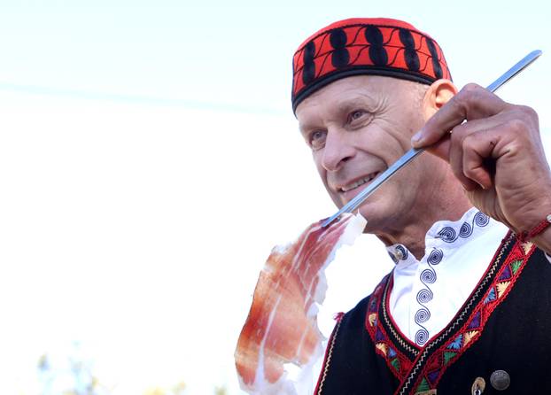 Pakovo Selo: Sve?ano obilježavanje Svjetskog dana seoskih žena