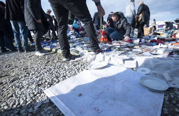 Zagreb: Prodavači i kupci na sajmu Jakuševec od danas uz kune koriste i eure