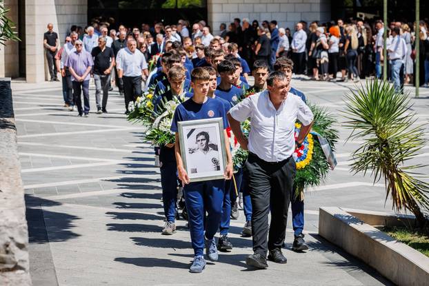 Split: Posljednji ispraćaj Ive Bege Hajdukovog igrača na Lovrincu