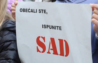 Najmanje što roditelji i učenici zaslužuju je poštena i jasna komunikacija o problemima