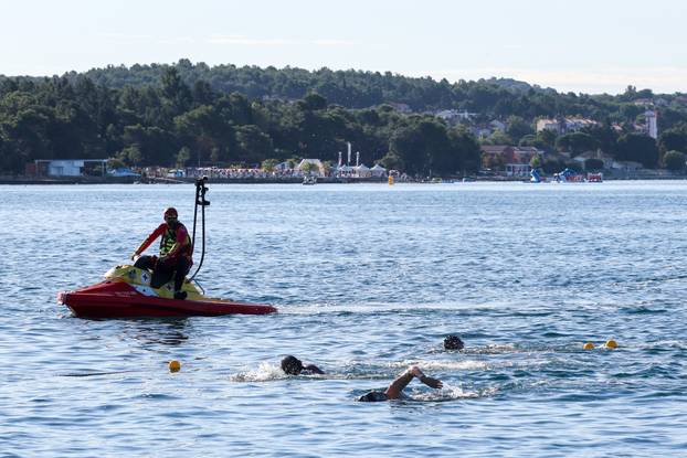 Održana plivačka manifestacija Porečki delfin