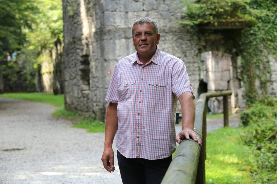 Grad Vrbovsko daje 100.000 kuna obiteljima koje kod njih kupe kuću i odluče živjeti tu...